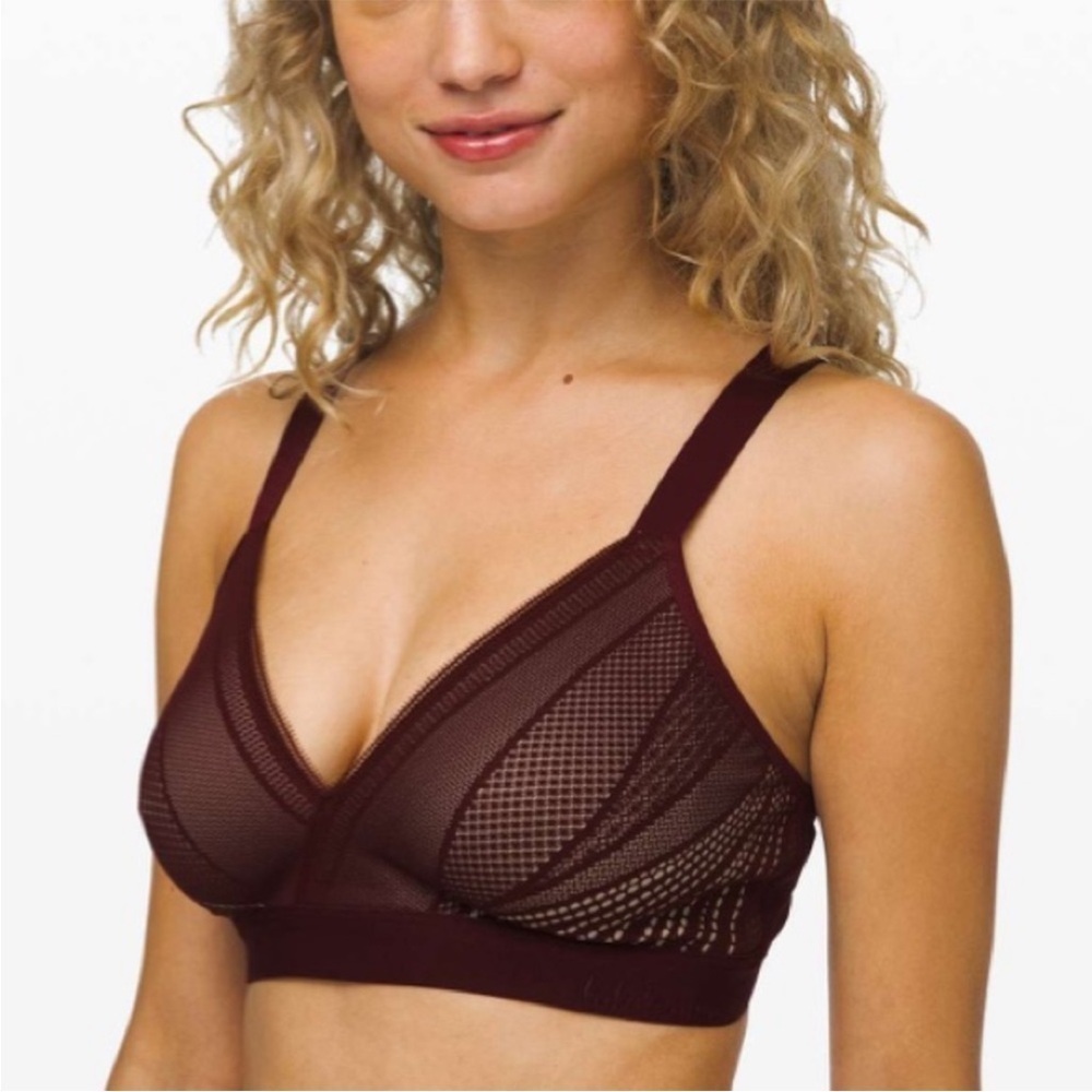 Lululemon Awake To Lace Garnet/ Barely Beige Sports Bra NWT